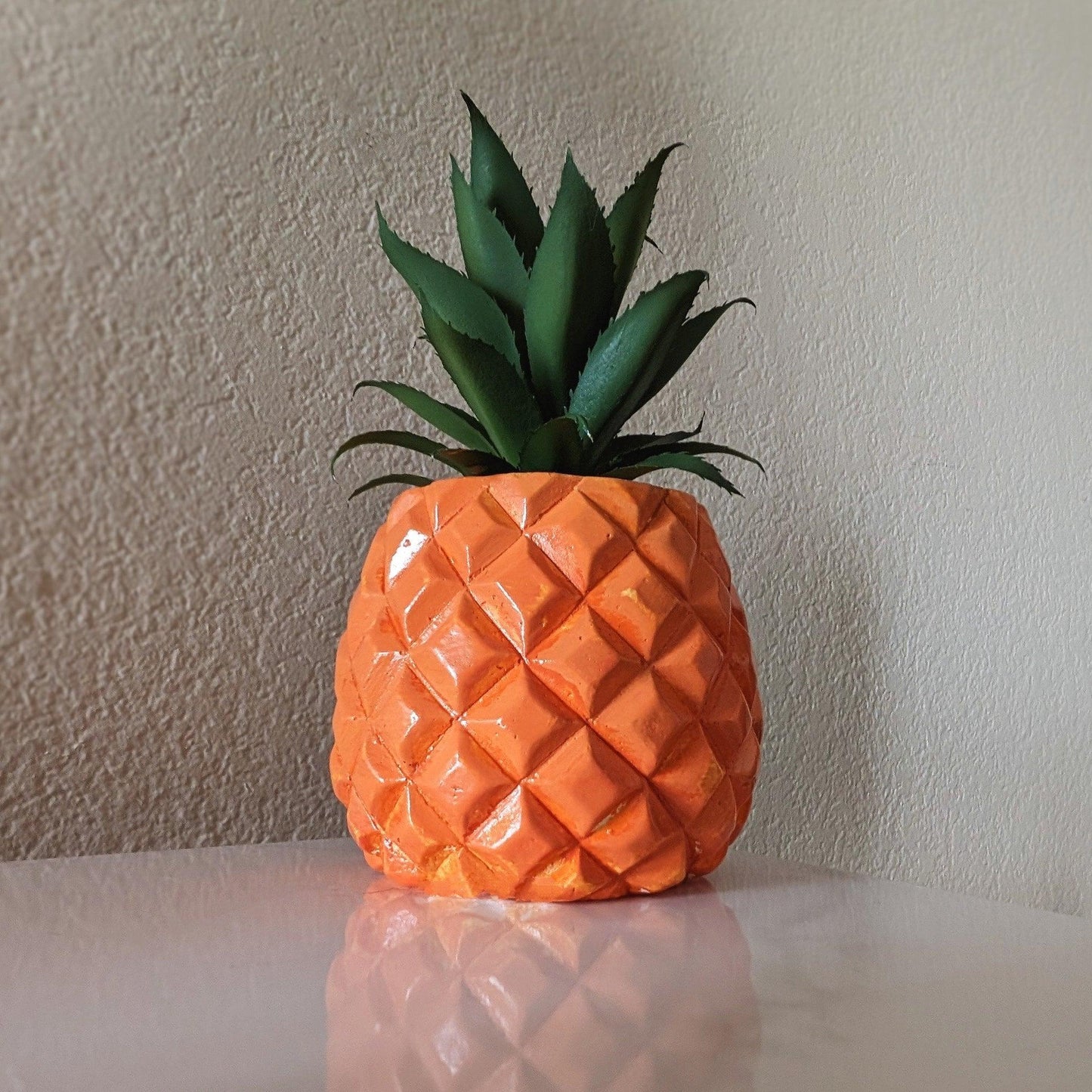 pineapple plant - beach house decor - JellyfishParty