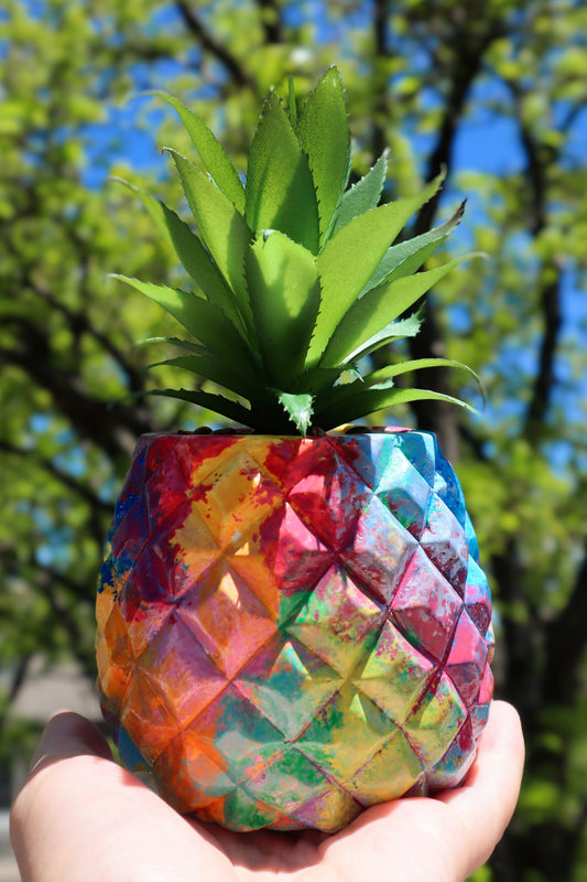 pineapple plant - beach house decor - JellyfishParty
